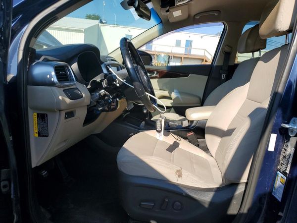 2017 KIA SORENTO