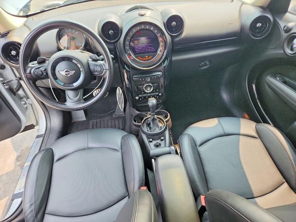 2016 MINI COOPER