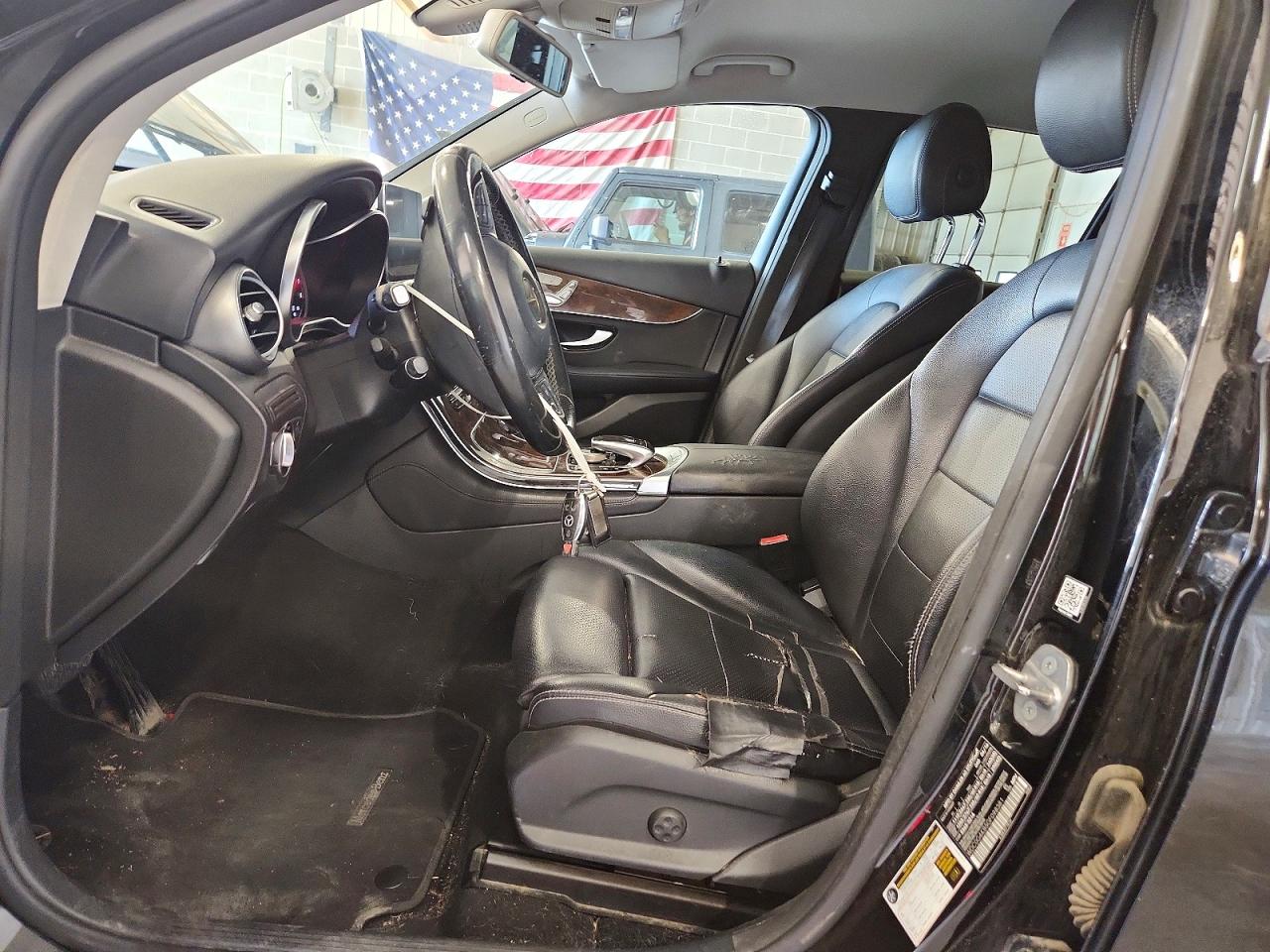 2016 MERCEDES-BENZ GLC GLC300 Base-4M