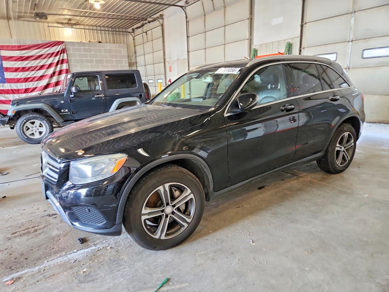 2016 MERCEDES-BENZ GLC GLC300 Base-4M