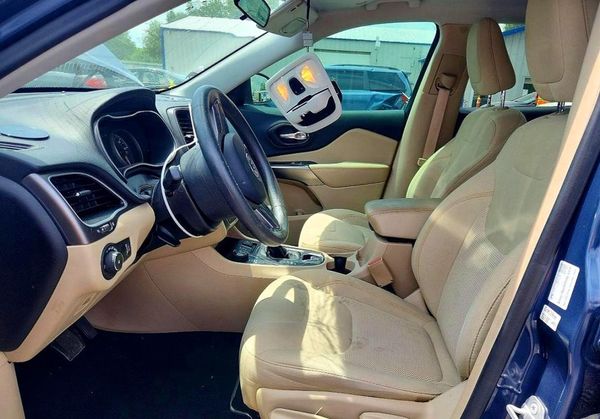 2019 JEEP CHEROKEE