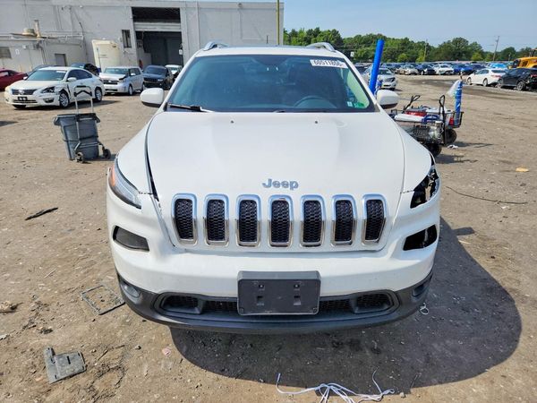 2016 JEEP CHEROKEE LATITUDE 4X4