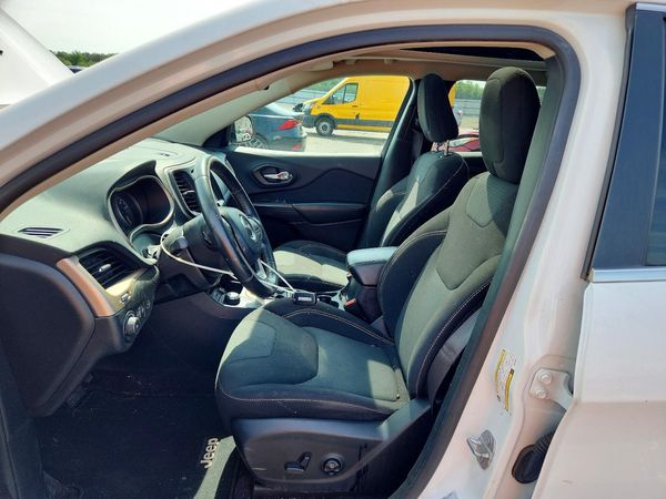 2016 JEEP CHEROKEE LATITUDE 4X4