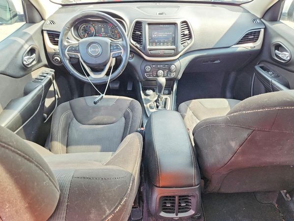 2016 JEEP CHEROKEE LATITUDE 4X4
