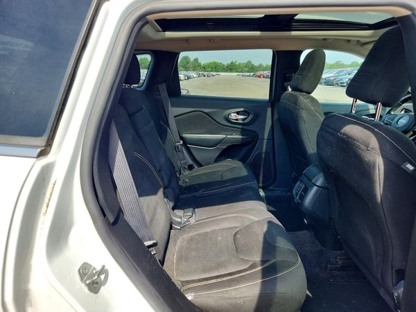 2016 JEEP CHEROKEE LATITUDE 4X4