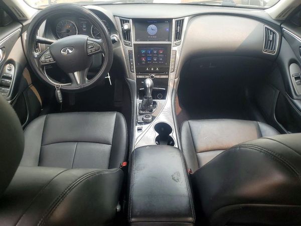 2016 INFINITI Q50