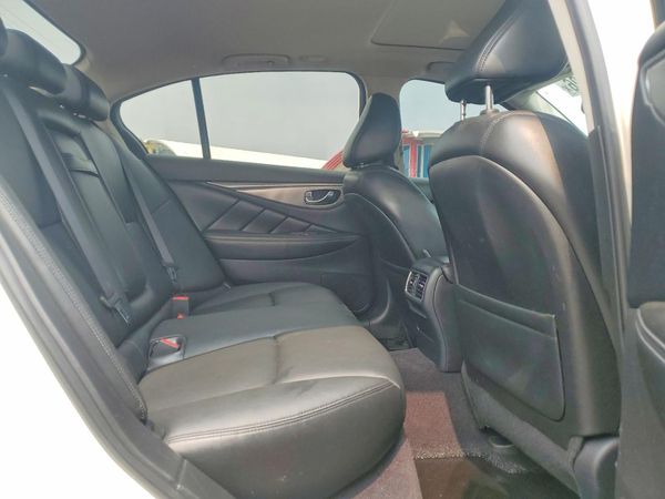 2016 INFINITI Q50