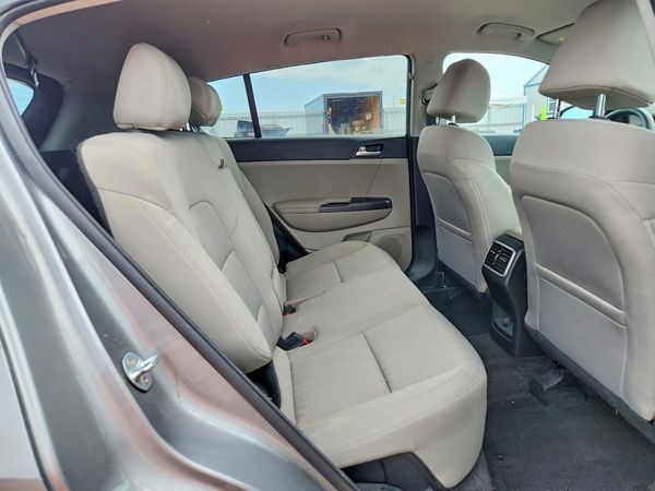 2022 KIA SPORTAGE LX, LX Value Edition Pkg