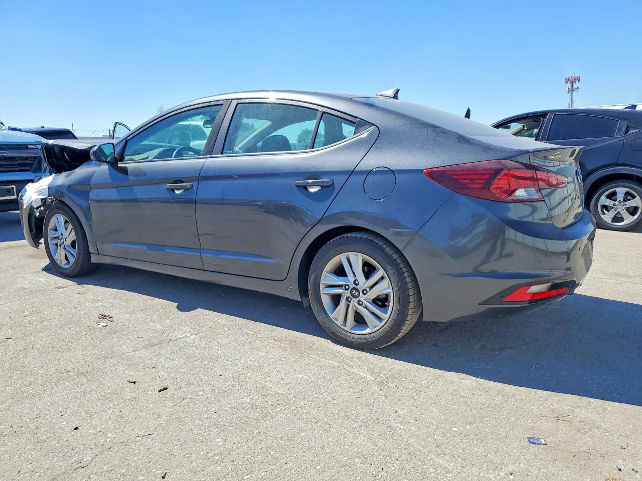 2020 HYUNDAI ELANTRA