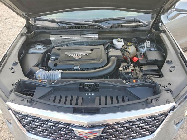 2024 CADILLAC XT4