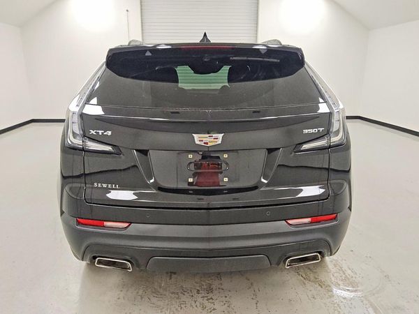 2021 CADILLAC XT4 Sport