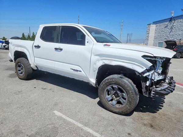 2025 TOYOTA TACOMA