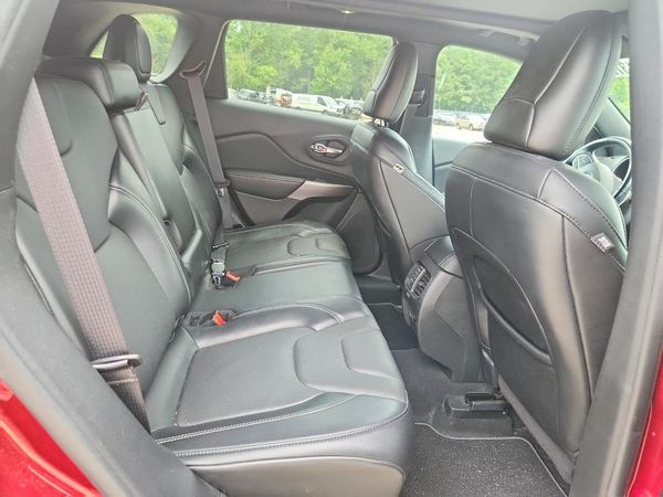 2021 JEEP CHEROKEE LATITUDE LUX 4X4