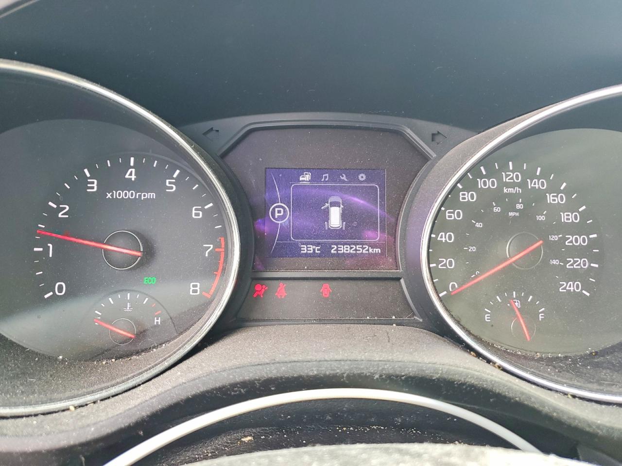 2018 KIA SEDONA LX