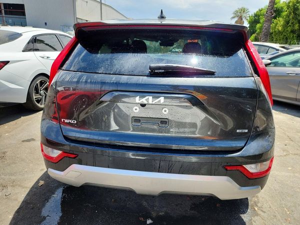 2026 KIA NIRO LX