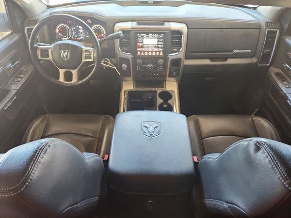 2015 RAM 2500 LARAMIE CREW CAB 4X4