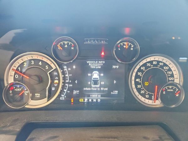 2015 RAM 2500 LARAMIE CREW CAB 4X4