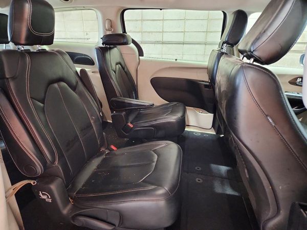 2020 CHRYSLER VOYAGER LXI