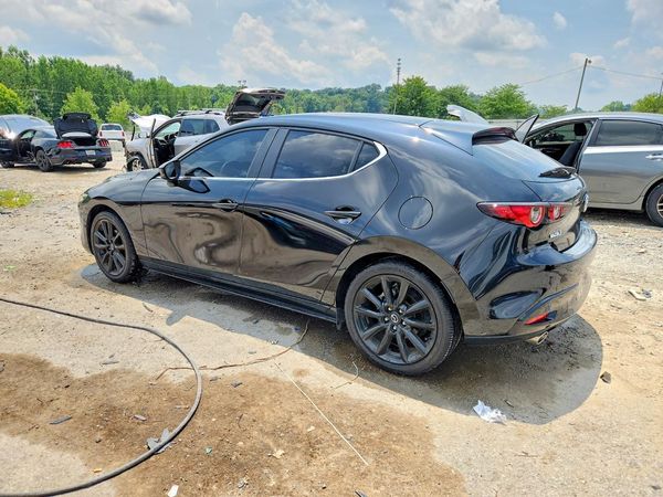 2024 MAZDA 3 Select Sport Package