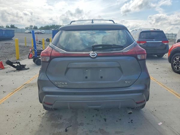 2021 NISSAN KICKS SV