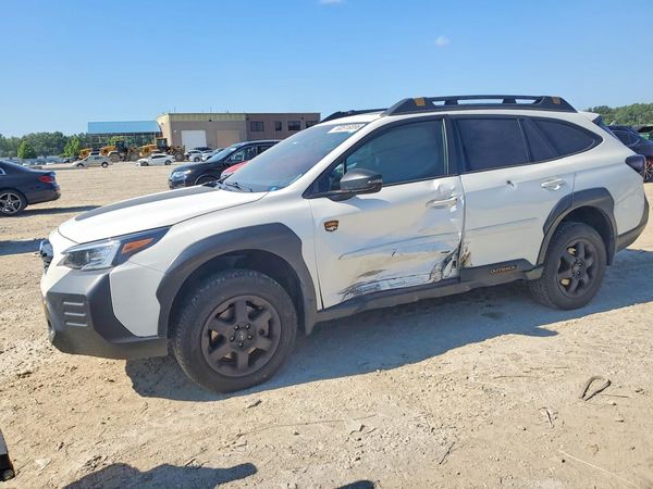 2022 SUBARU OUTBACK