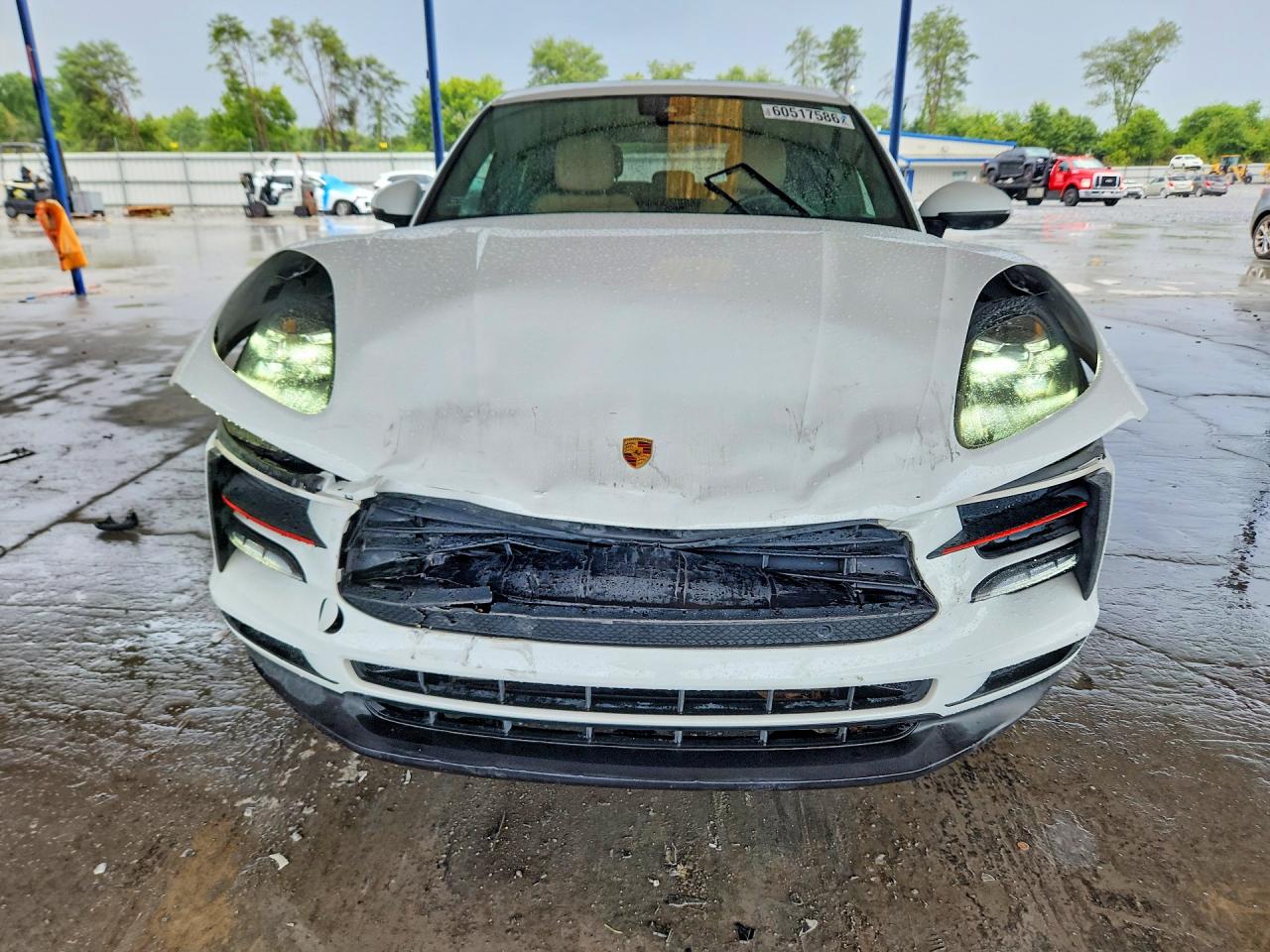 2021 PORSCHE MACAN Base