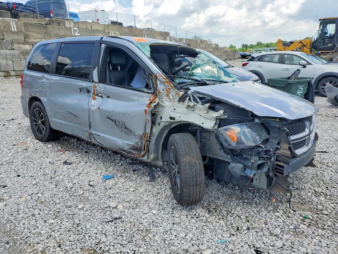 2019 DODGE GRAND CARAVAN GT