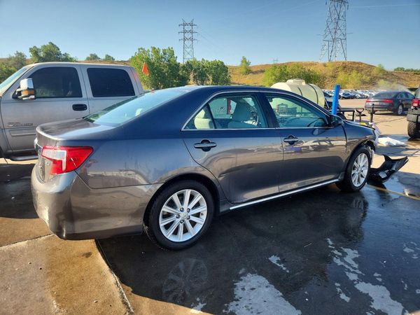 2013 TOYOTA CAMRY
