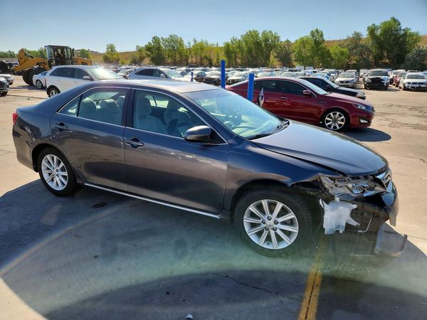 2013 TOYOTA CAMRY