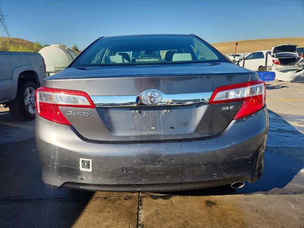 2013 TOYOTA CAMRY