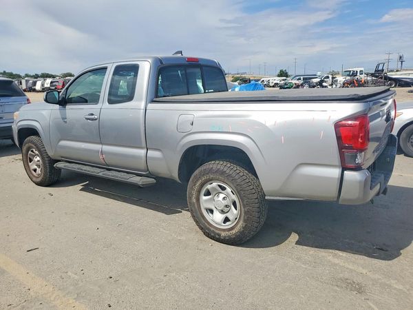 2018 TOYOTA TACOMA