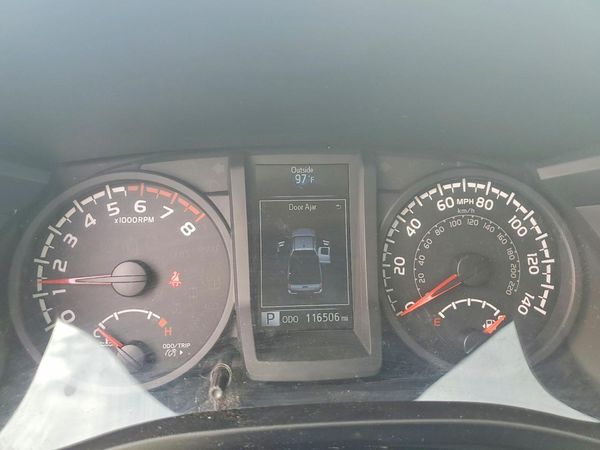 2018 TOYOTA TACOMA