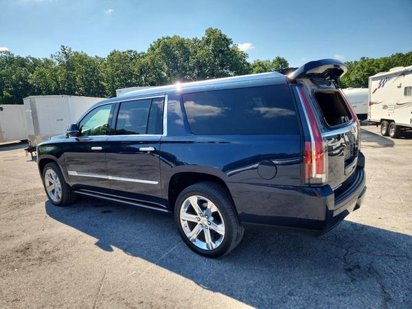 2018 CADILLAC ESCALADE ESV Platinum