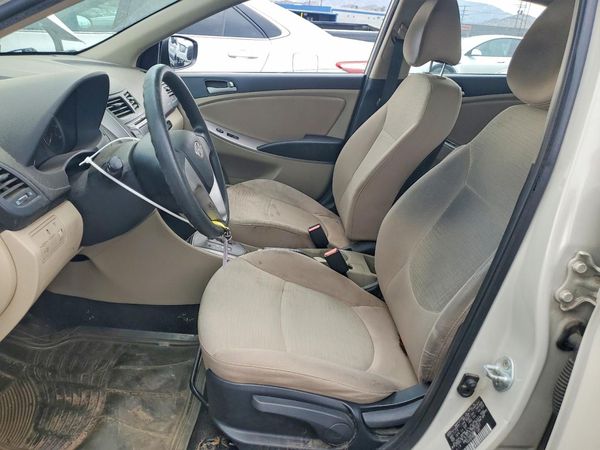 2016 HYUNDAI ACCENT