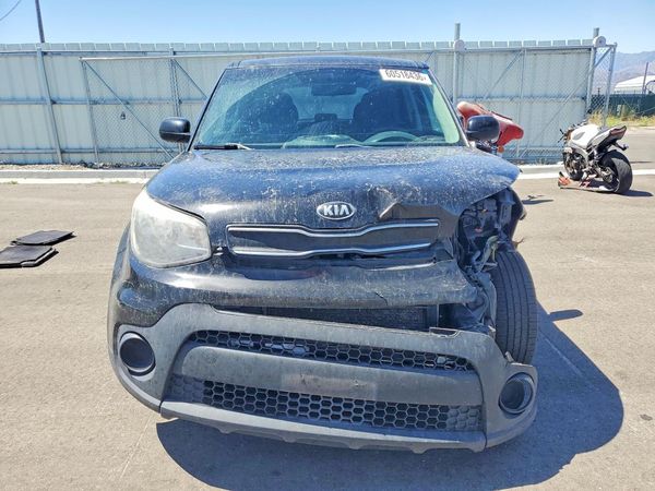 2018 KIA SOUL Base
