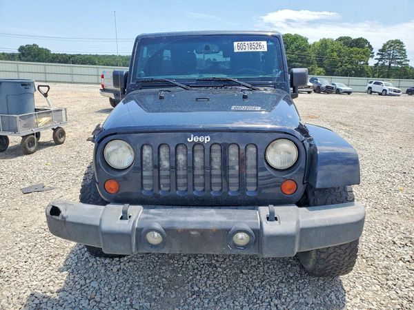 2013 JEEP WRANGLER Sahara