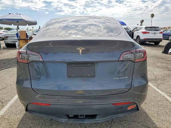 2020 TESLA MODEL Y