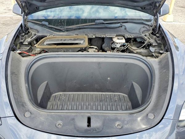 2020 TESLA MODEL Y