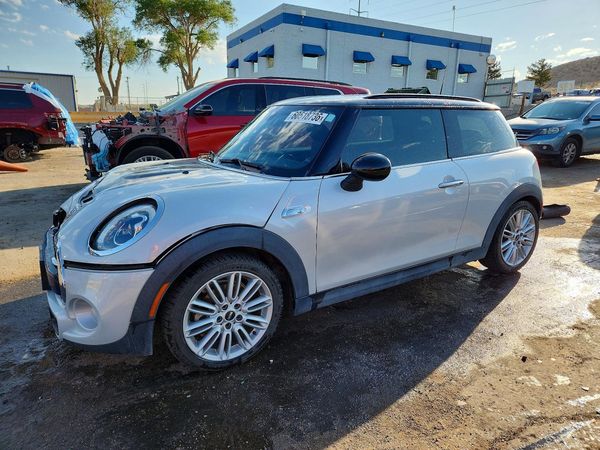 2015 MINI COOPER