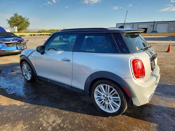 2015 MINI COOPER