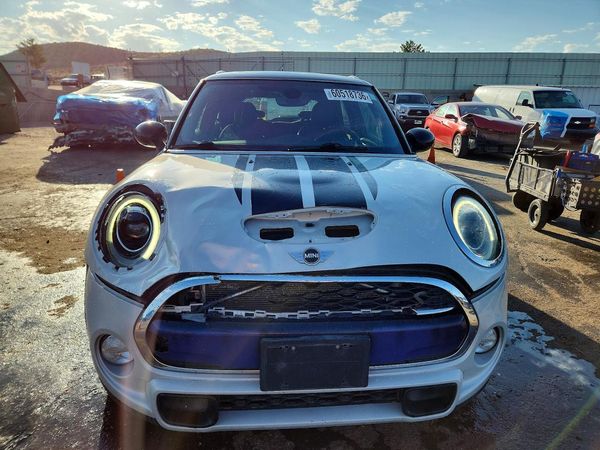 2015 MINI COOPER