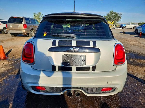 2015 MINI COOPER