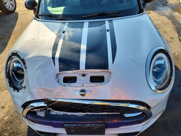 2015 MINI COOPER