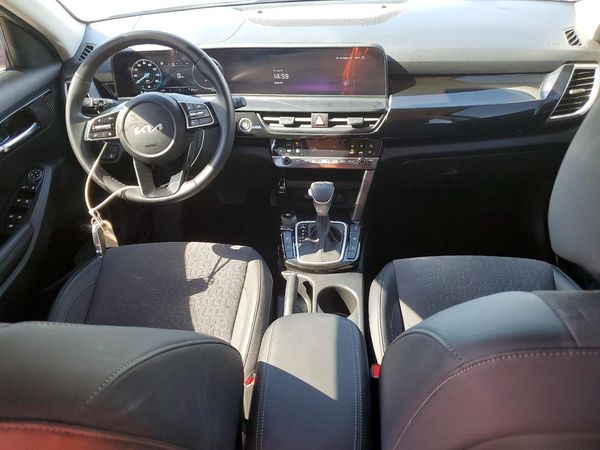 2024 KIA SELTOS S, X-Line