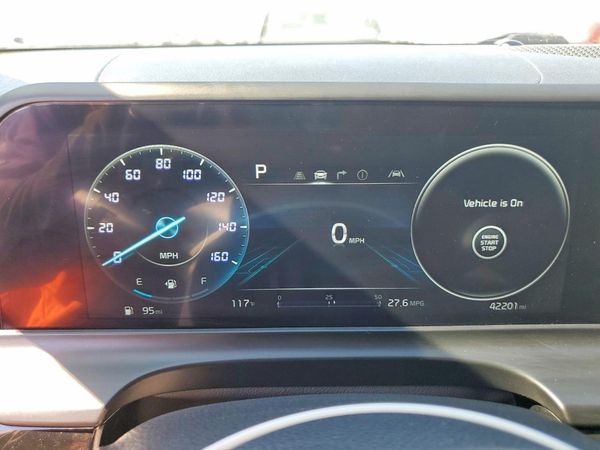 2024 KIA SELTOS S, X-Line