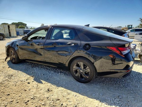 2021 HYUNDAI ELANTRA