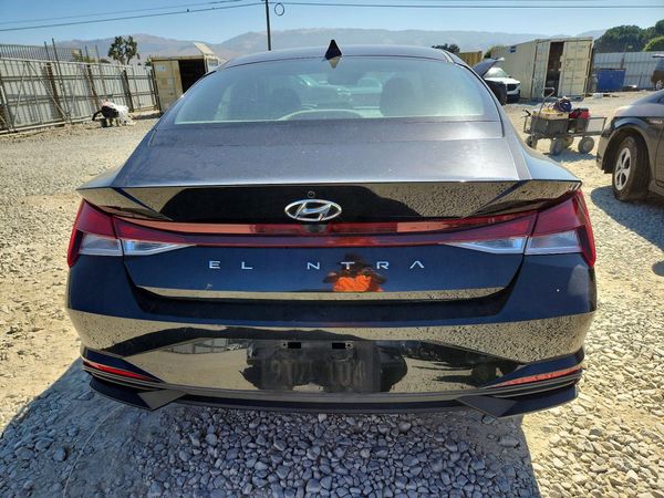 2021 HYUNDAI ELANTRA