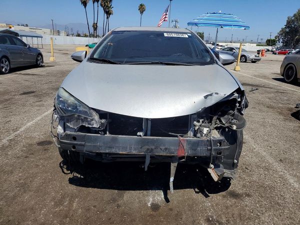 2017 TOYOTA COROLLA