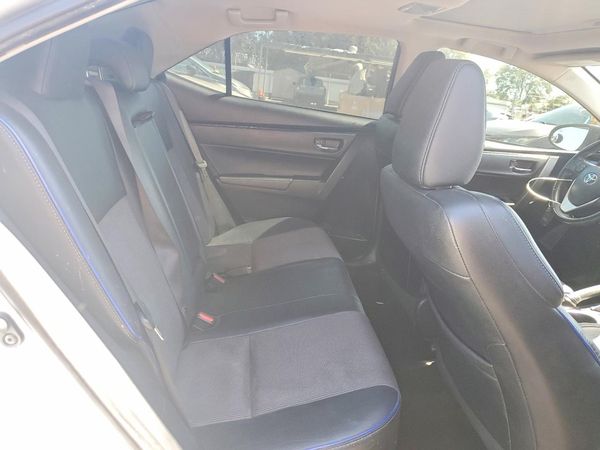2017 TOYOTA COROLLA