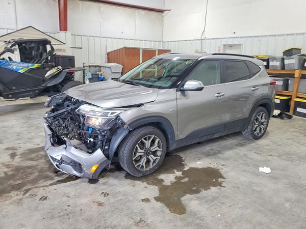 2021 KIA SELTOS EX